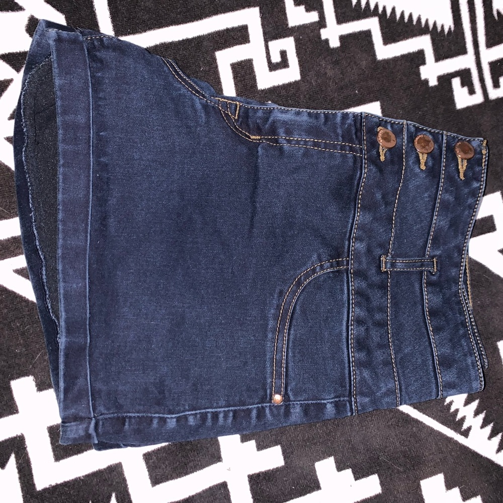 Women’s shorts